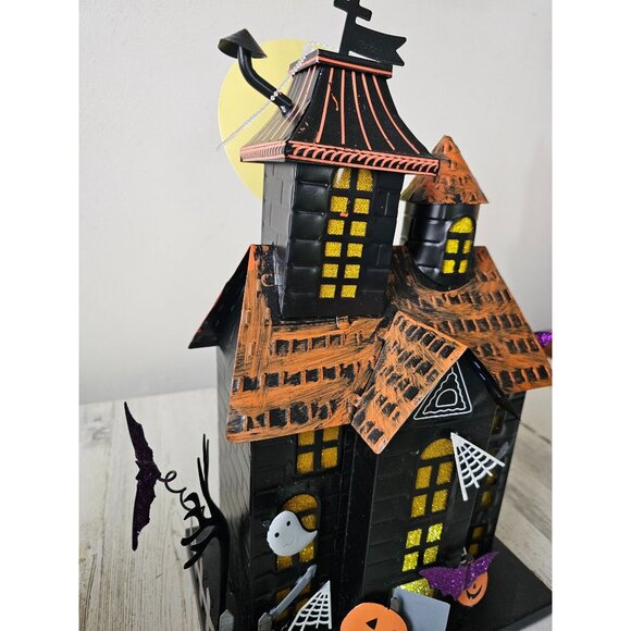 TMetal light up haunted house Halloween moon ghost decor - Picture 3 of 11